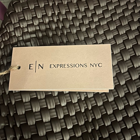 •NWT E N Expressions NYC Large Brown Tote Bag With Additional Bag Inside - Picture 7 of 8